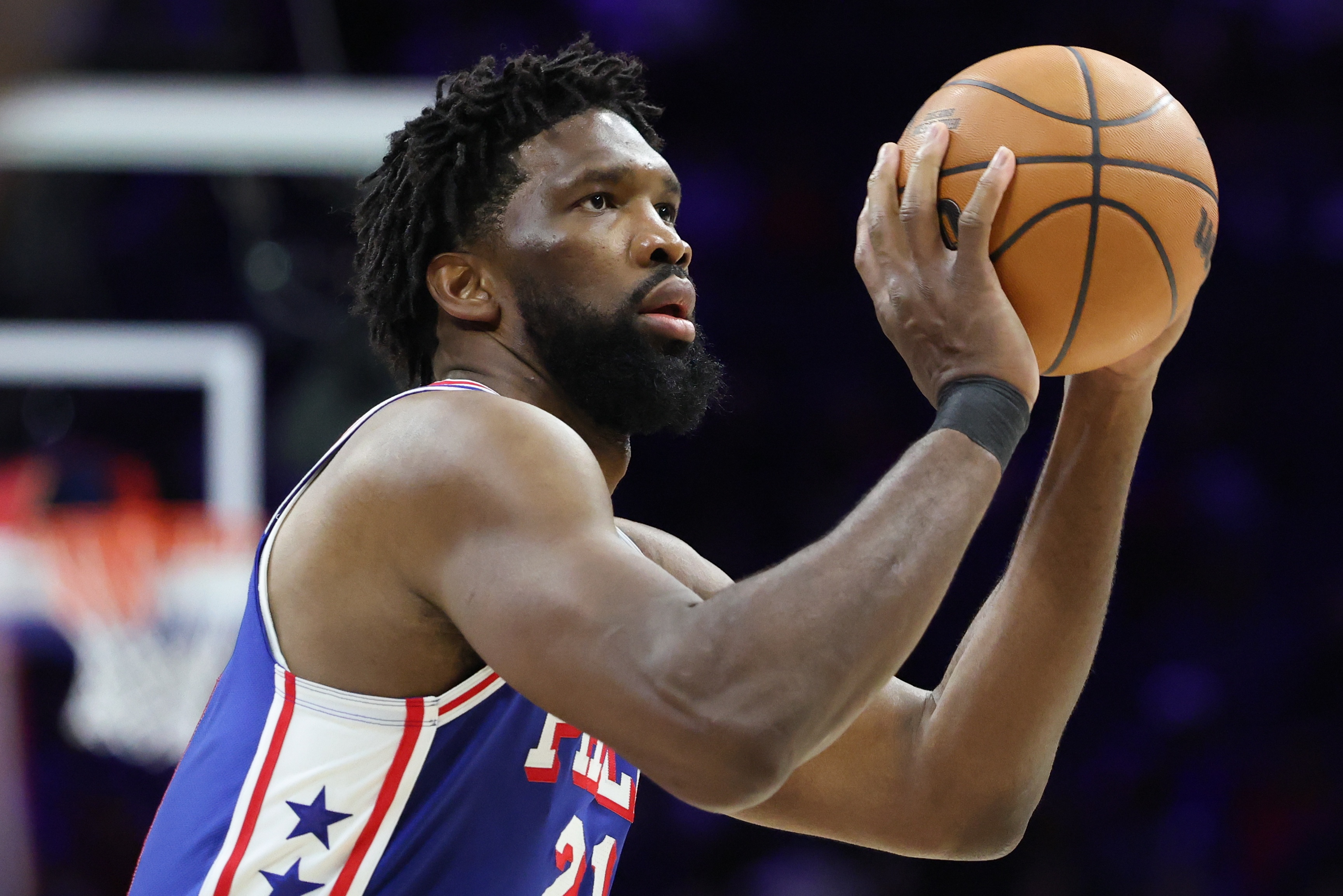 BB体育-今日76人客场对阵奇才 恩比德将因病缺战